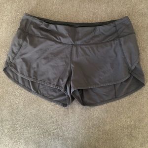 Lululemon run times short